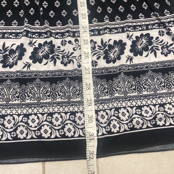 🔥5/$20🔥 Nwt Stretchy Light Summer Dress - Picture 9 of 11